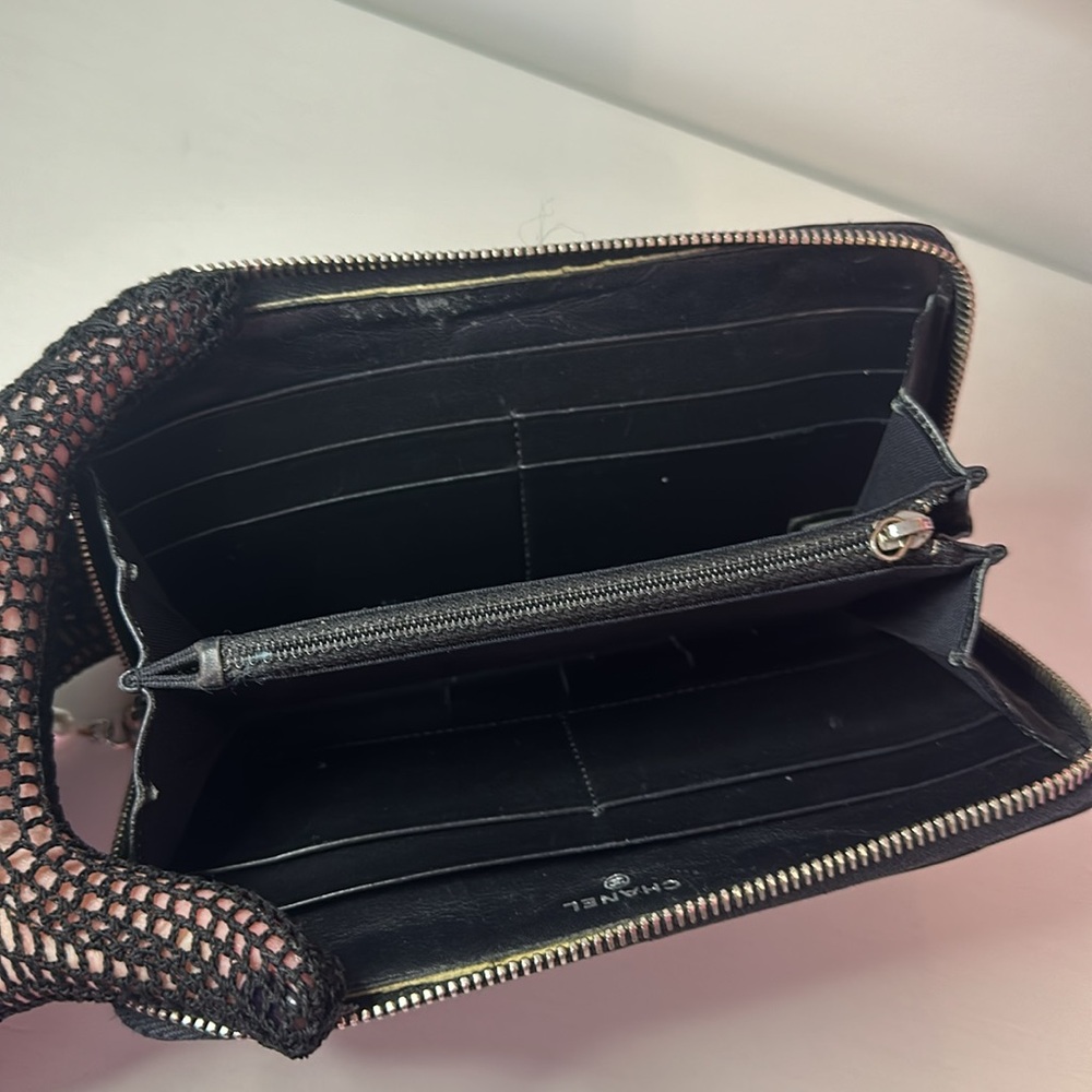 Chanel Black Patent Leather Quilted Zip Around Wallet - Picture 9 of 16